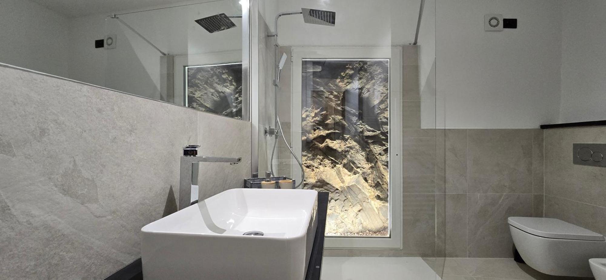 The White Cave- Bluchalet Riomaggiore Exterior photo